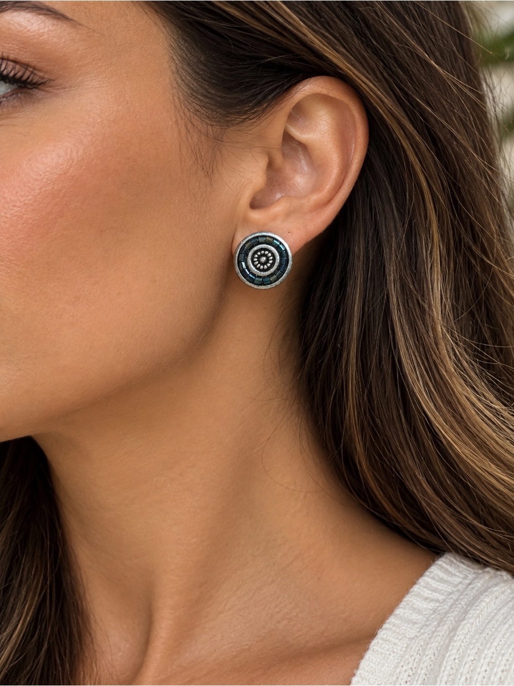 Premier Designs Vintage Stylish Blue Circular beaded Stud Earrings -